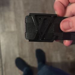 Louis Vuttion Accessory