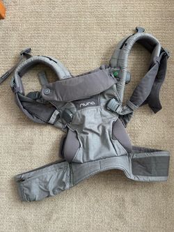 Nuna Cudl Baby Carrier