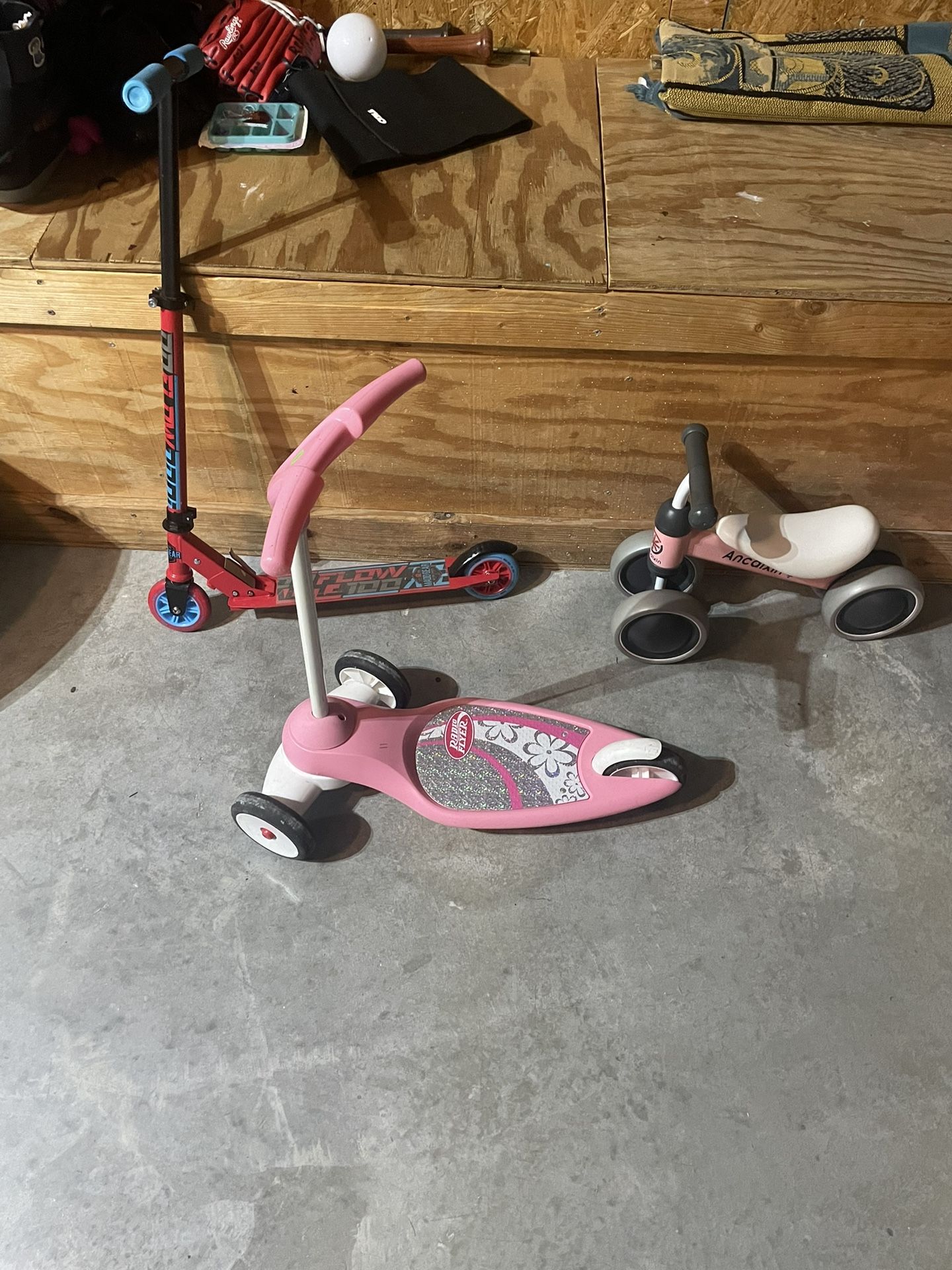 Kids Scooters/bikes