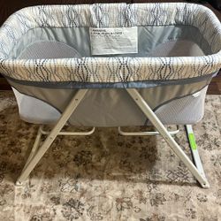 Foldable Bassinet 