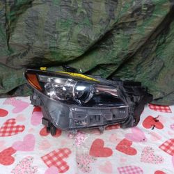2016-20 Mazda CX-9 Right Headlight 