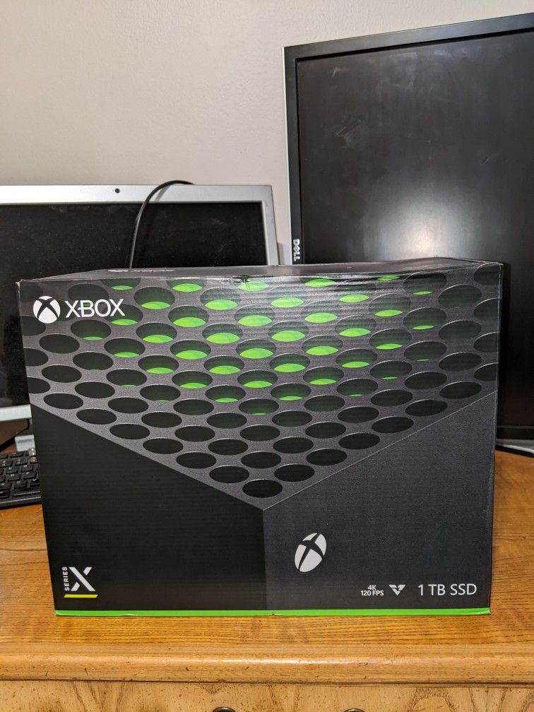 Xbox Series X & Controller 