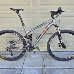 2014 Trek Fuel Full Suspension Mountain Bike 