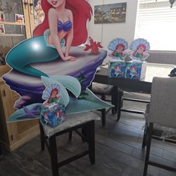 Disney Decorations Plus More 