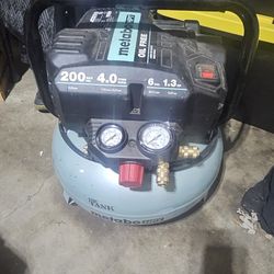 Air compressor 200ps 4.0