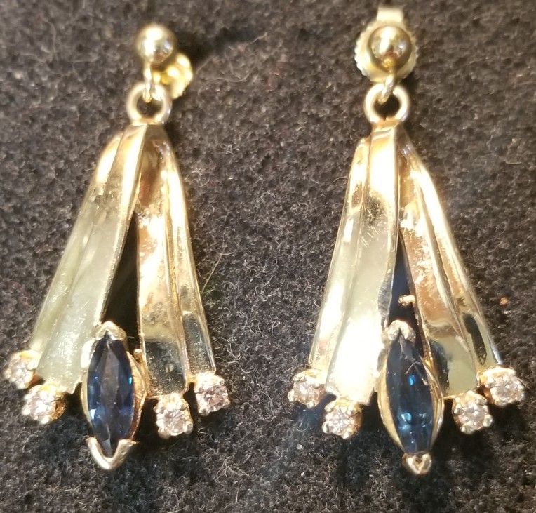 Earrings 14kt. With Diamond and Saphire