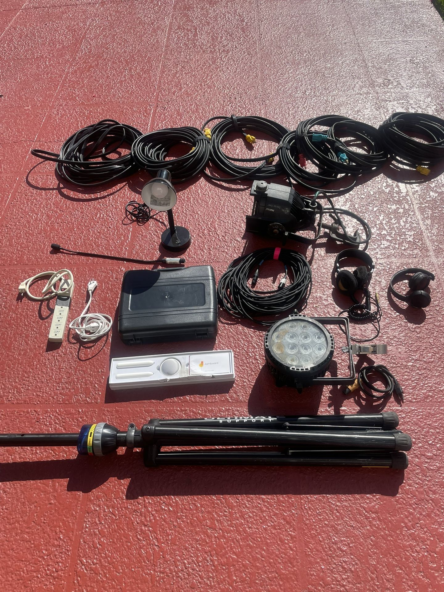 20 PC Audio Lightning Lot Of Gear