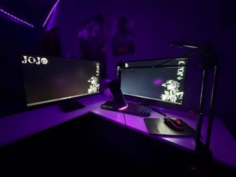 Pc gamer With all the accessories