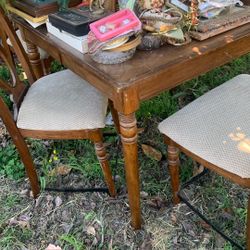 6 Chair Dining Table With The Leaf Inserts To Make Bigger