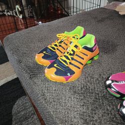 3 Pairs Of Women's Nike sneakers 