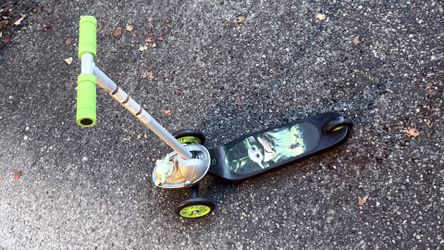 Huffy Star Wars Scooter