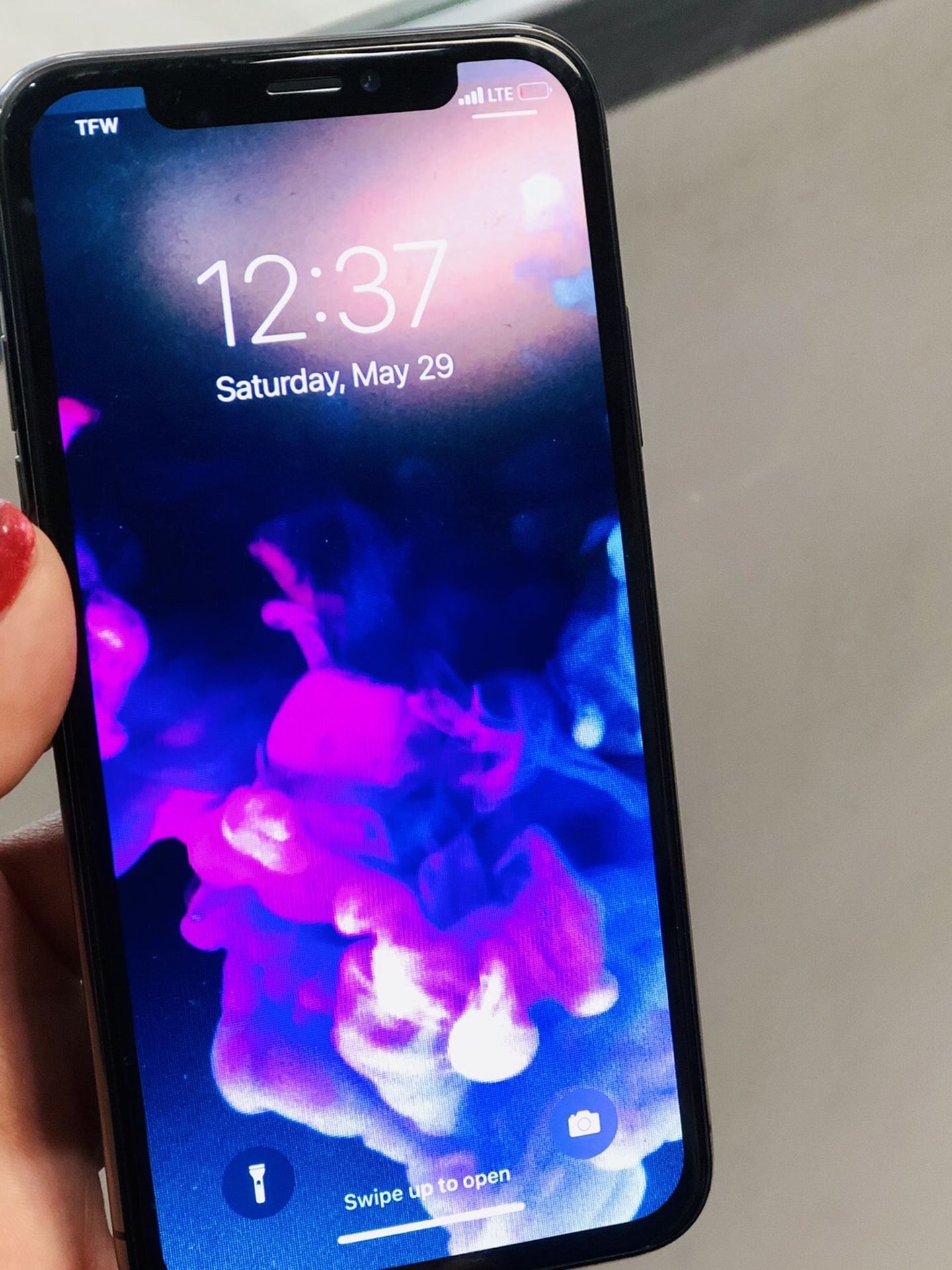 Factory unlocked iPhone x 64 gb, excellent conditions store warranty