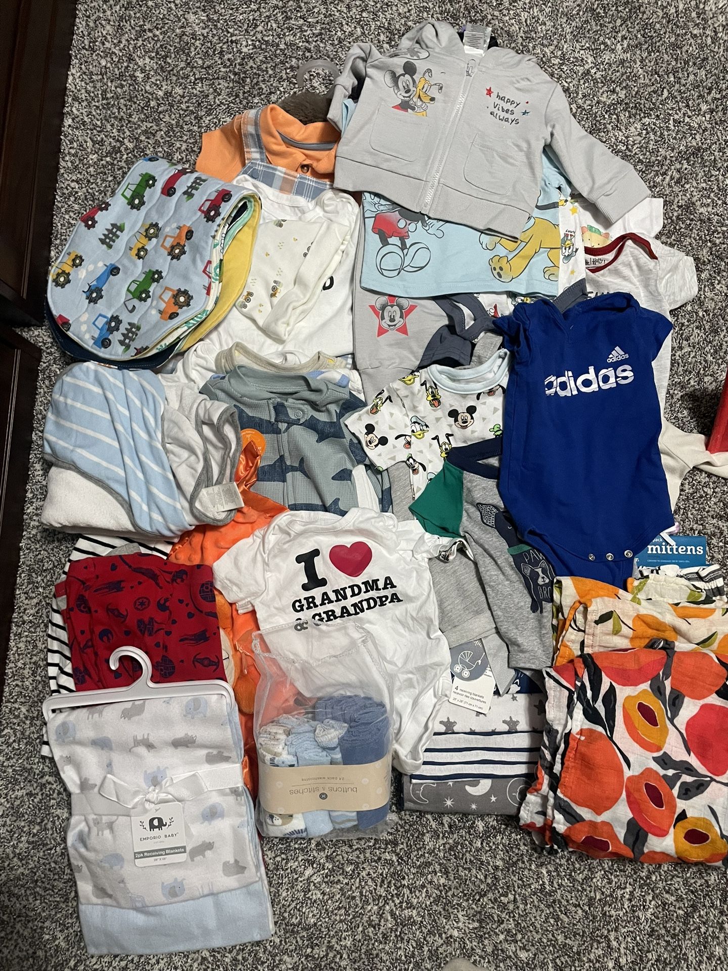 Baby boy cloths 0-6 months 