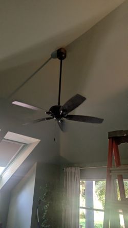 Ceiling fan with remote