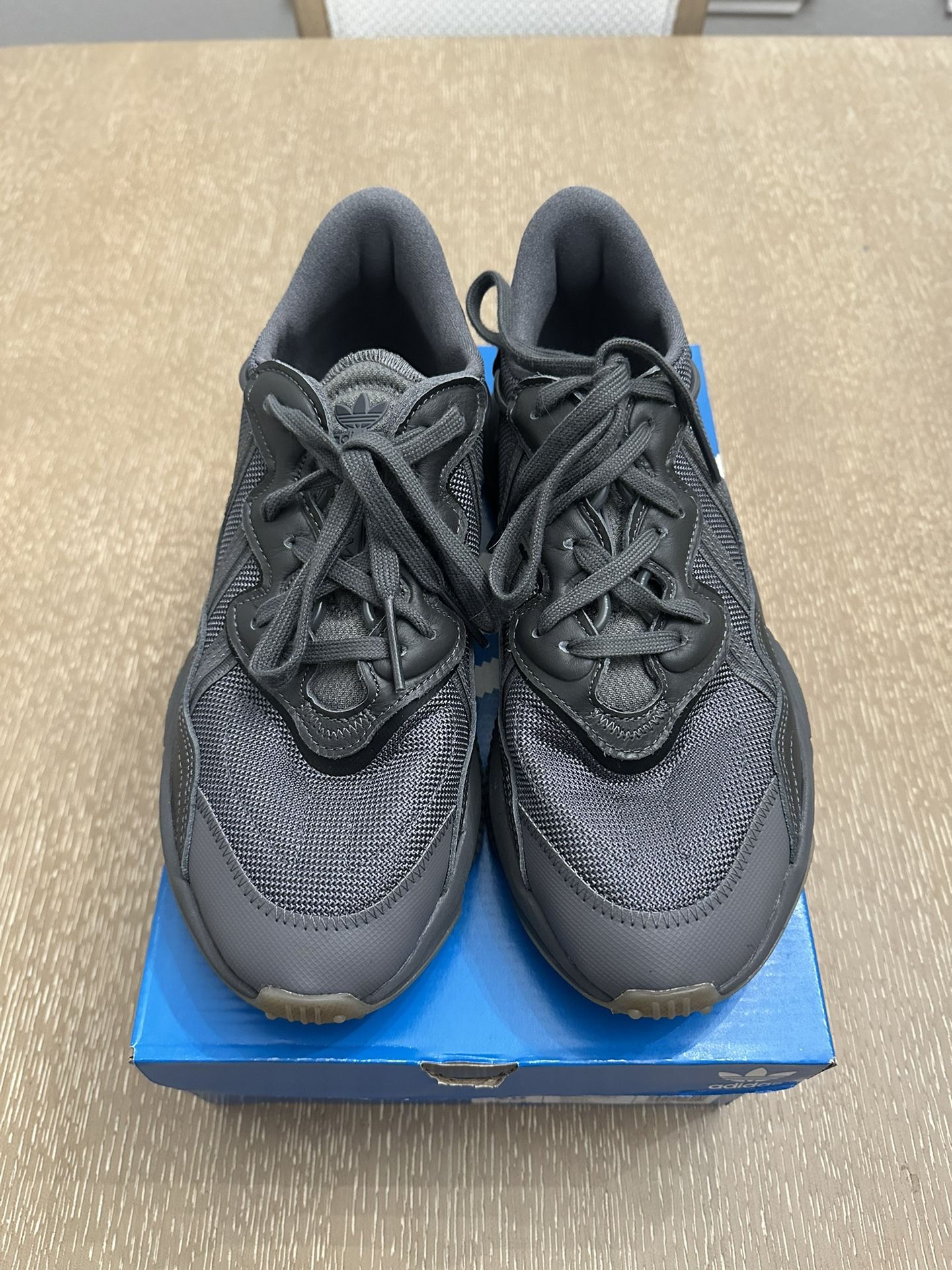 Adidas “Combo” Men Shoe 