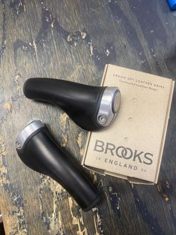 Brooks Ergon Leather Grips