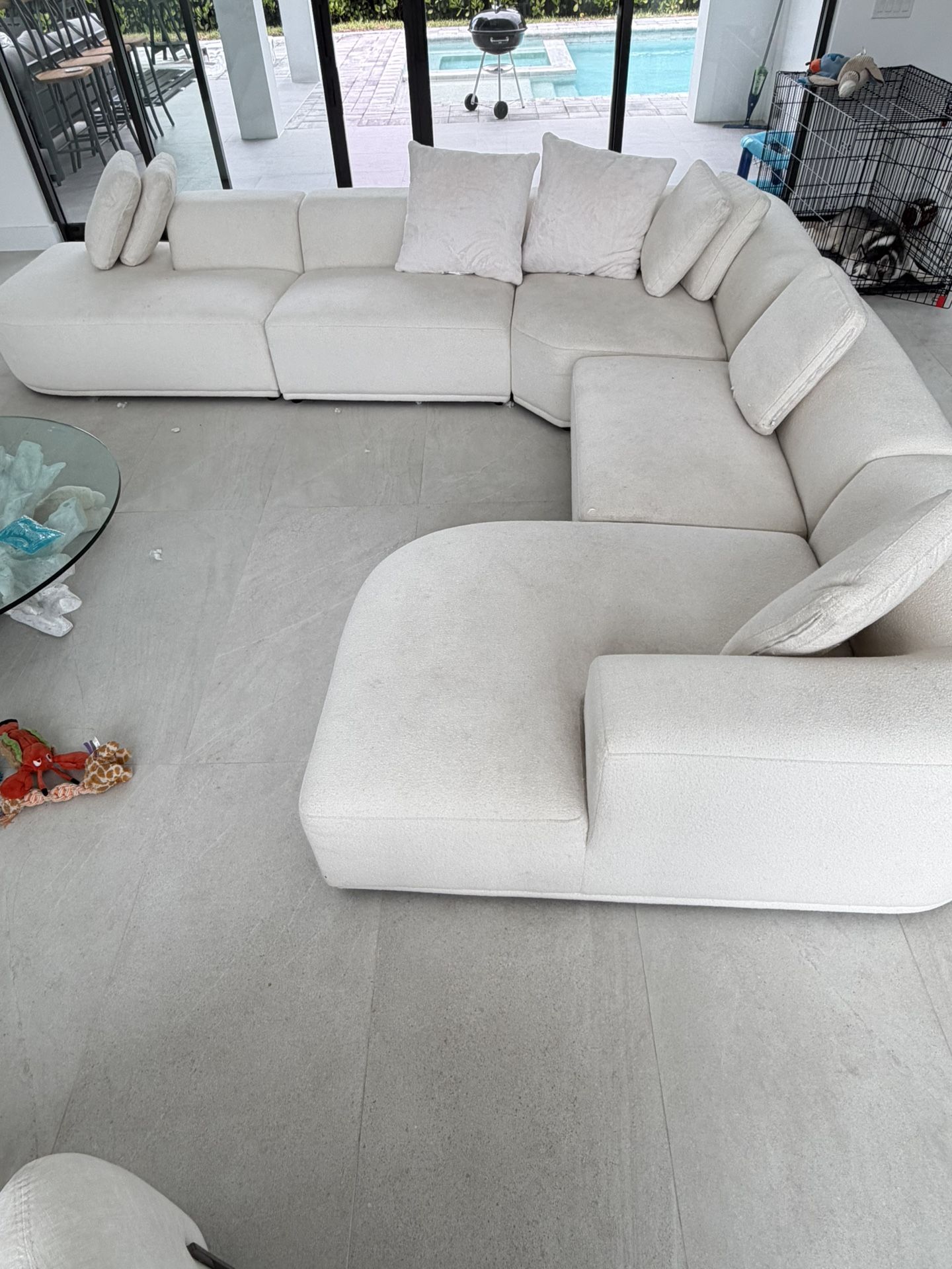 Large Right Chaise Sectional Couch (white fabric)