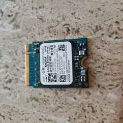 NVMe M.2 SSD 256GB Compact