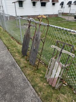 3 Sleds For Crafting Or Display 