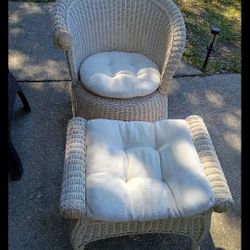 Vintage Wicker Furniture
