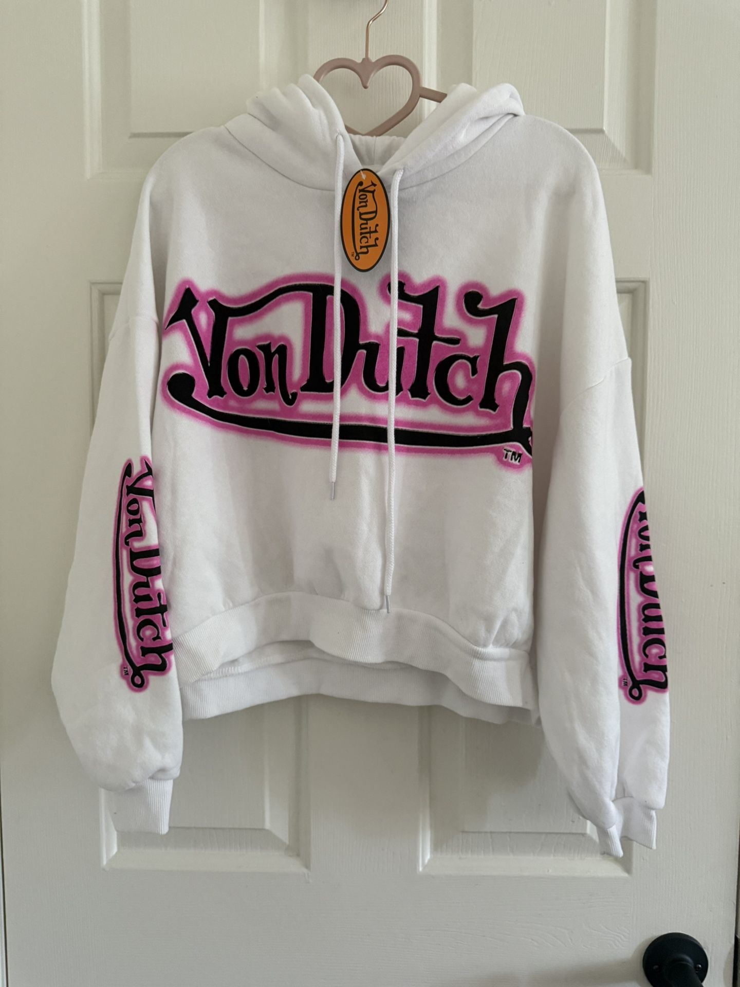 VON DUTCH CROPPED SWEATER SIZE LARGE