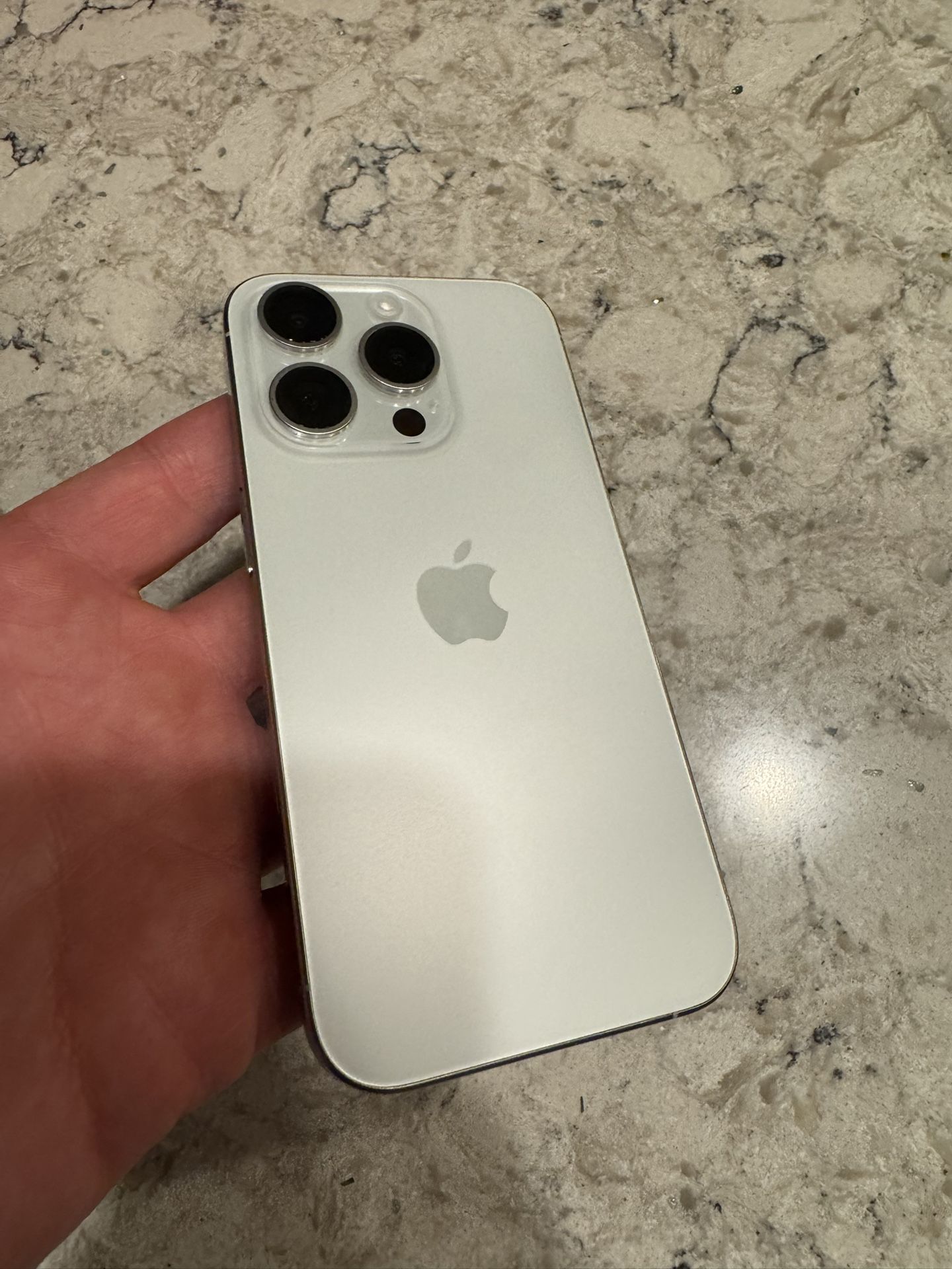iPhone 15 Pro Max 128GB Unlocked- Excellent Condition