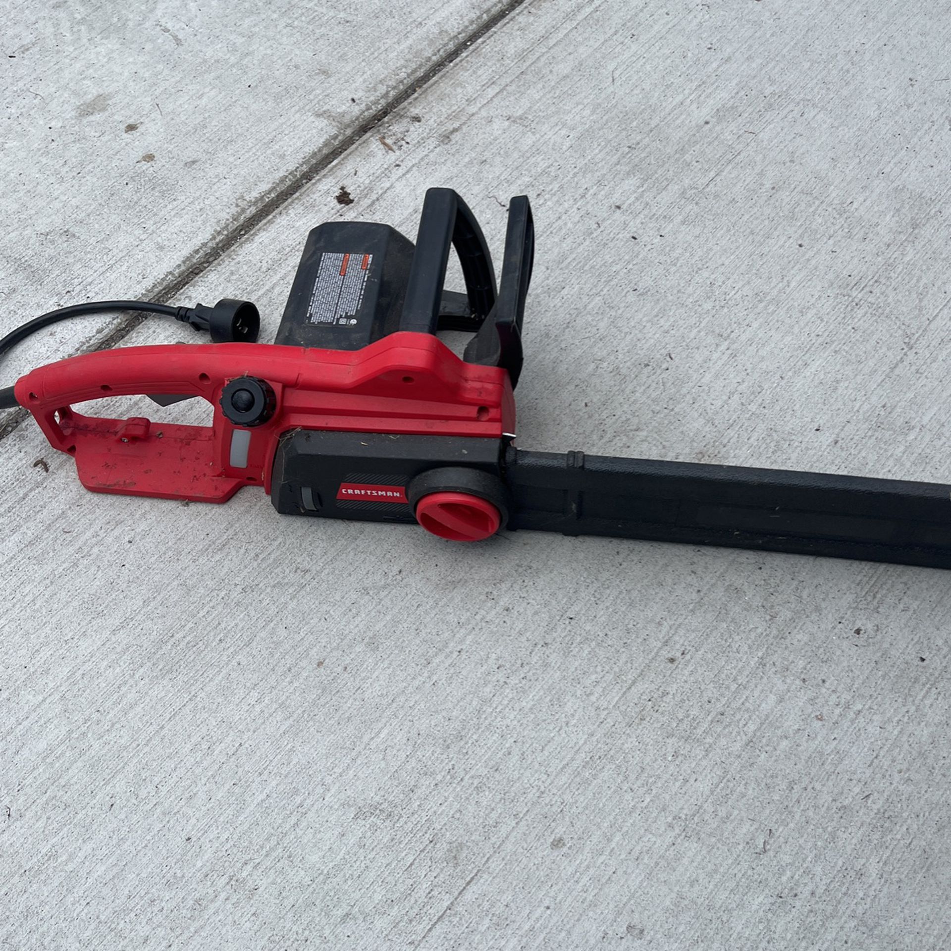 CRAFTSMAN 8 Amps 14-in Corded Electric Chainsaw