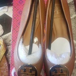 TORY BURCH WOMEN Size 5 SHOES revs ballet flat.
