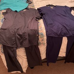 Women’s Scrubs