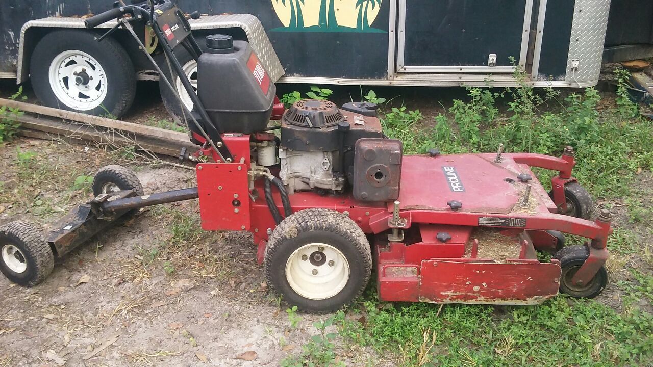 Toro Proline 36-inch Hydro walk behind mower with velke