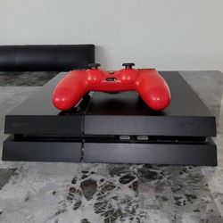 PS4 With Games In Excellent Condition