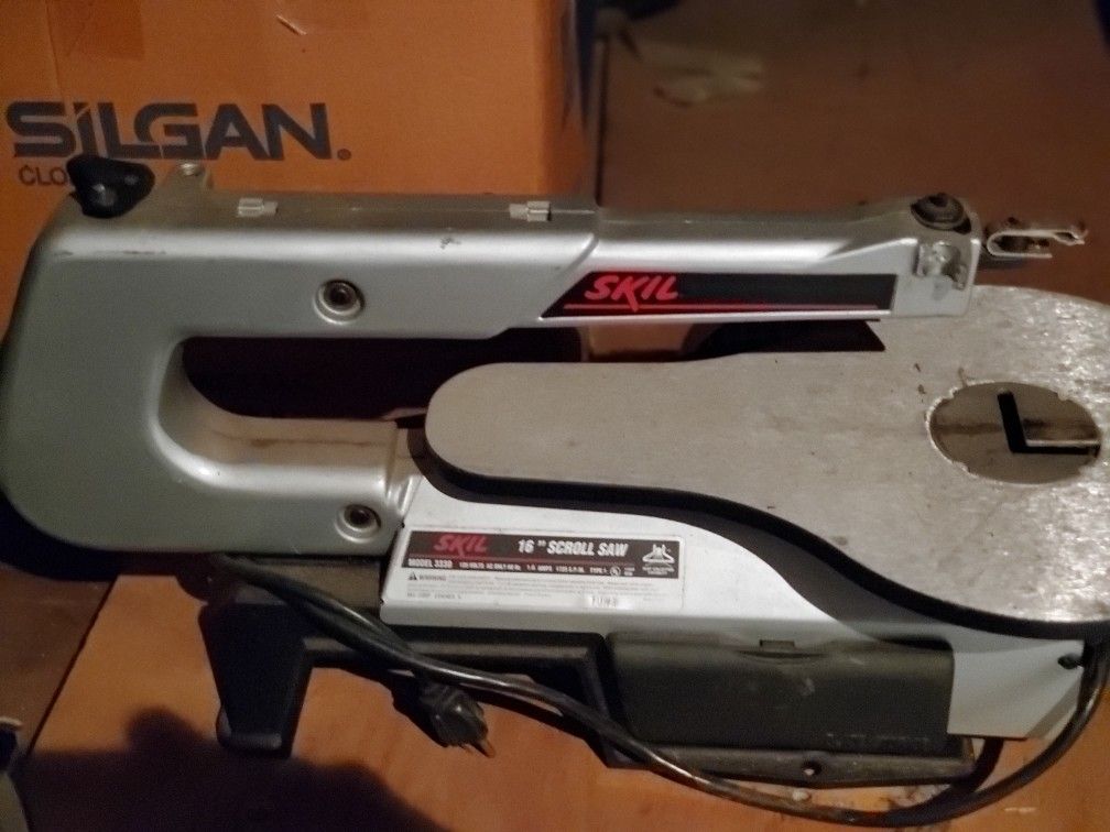 Skill Scroll Table Saw