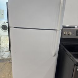 Frigidaire refrigerator 30 Inches