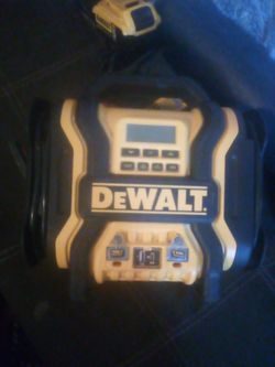 DeWalt power station