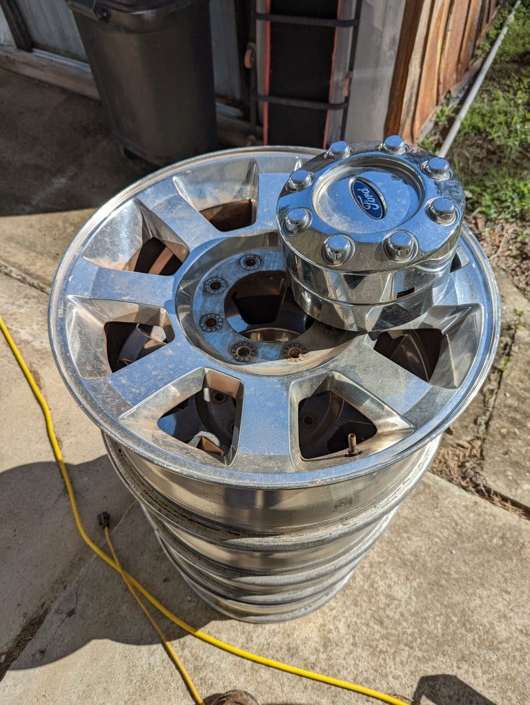 2004 F-250 Stock Rims Ready to roll