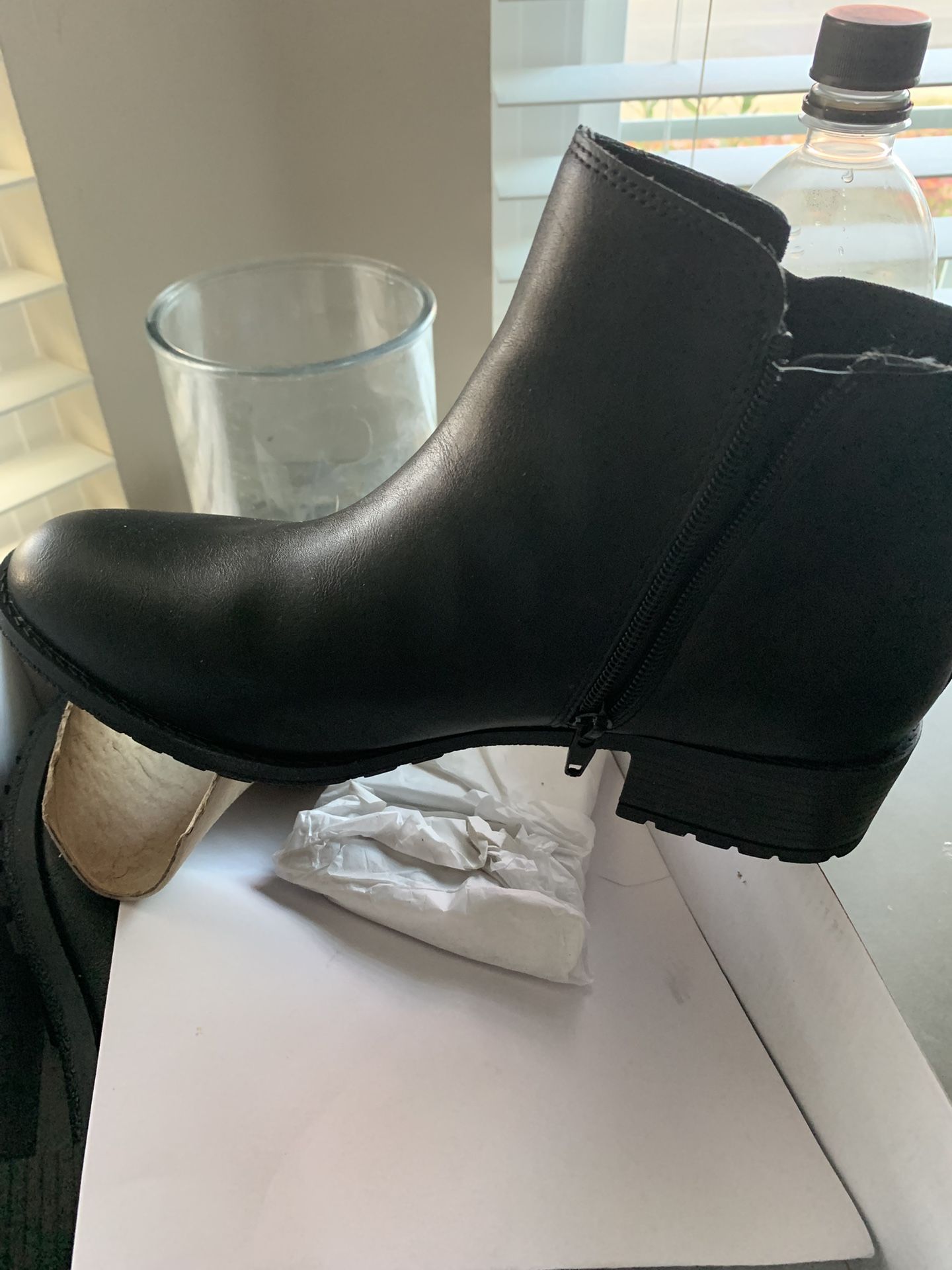 Brand New Still In The Box Never Worn Women’s Boots