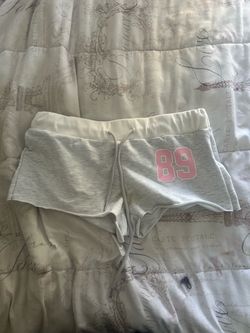 2000’s themed shorts