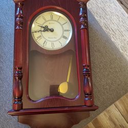 Like New Small Grandfather Clock. Chimes On The Hour.