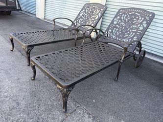 Patio Outdoor ,Hanamint,furniture,2 Lounges,Sunbrella cushions.