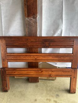 Twin size bed
