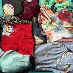 INFANT GIRLS CLOTHING SIZE 12 MONTHS 