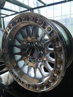 17 kmc Rims 6 lug 6x139 6x5.5 On new tires 35 1250 17