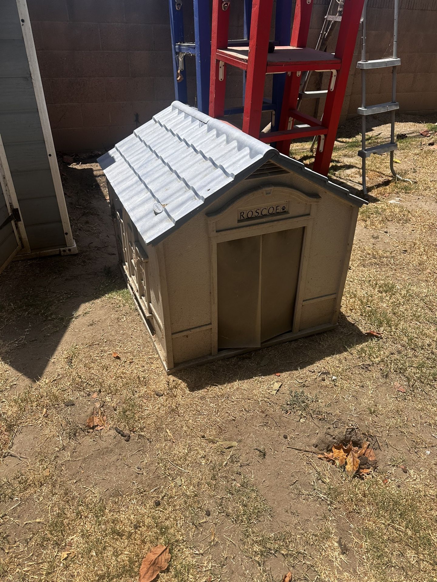 Dog House