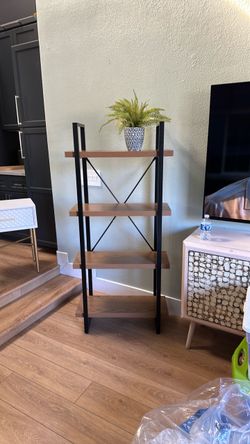 Bookshelf