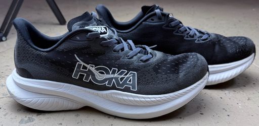 Hoka Men 9D