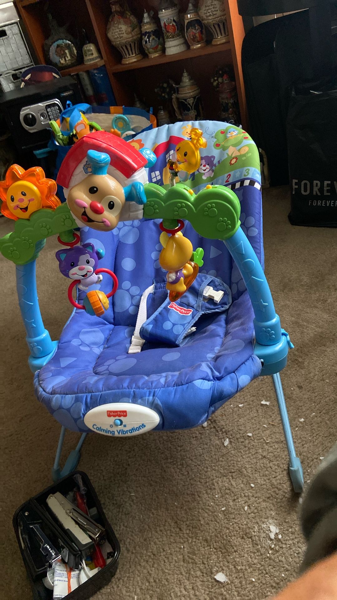 Baby Carrier Bounces Play Music, Vibrates Takes 4 D Batteries. Price 19$. Pick Up. E. Side. Tacoma 