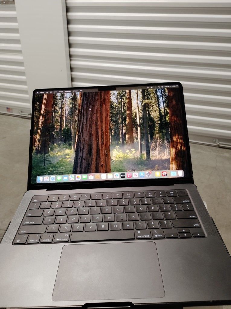 Macbook Pro 2024