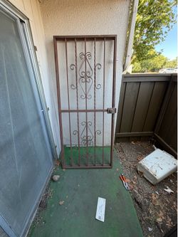 Iron gate for sliding door
