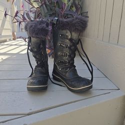 Sorel Snow Boots