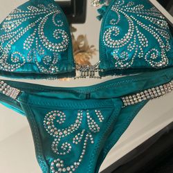 Bikni competition suit - Worn Once turquoise 